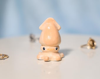 Peach Squid Ring Holder Ceramic Cute Cuttlefish Jewelry Dish Pottery Needle Tray Custom Sea Life Ring Tree Unique Birthday Bridesmaid Gift