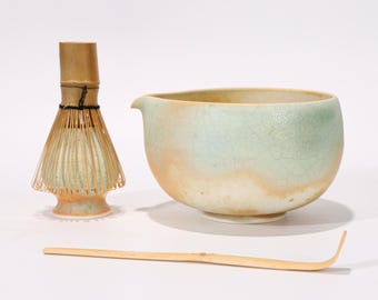 Minimalist Celadon Crackle Glazed Matcha Bowl Mug Cute Aesthetic Ceramic Pottery Chawan Tea Cup Drinkware Whisk Bowl Japanese Style