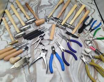 Kit de Ferramentas para Fabricação de Joias com 30 Peças | Conjunto Completo de Martelos, Alicates e Ferramentas de Precisão para Artesanato