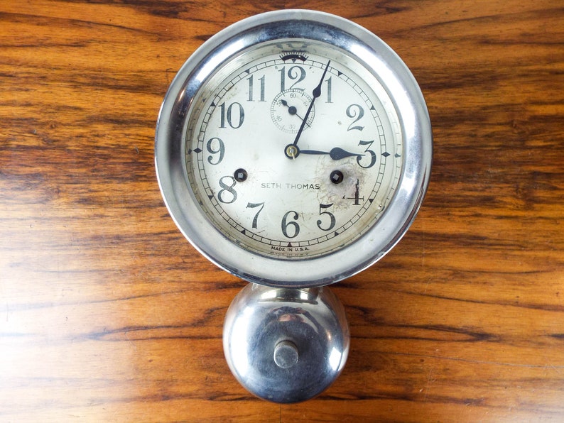 Vintage Ww2 U S Navy Seth Thomas Nautical Alarm Clock Ships Maritime Bell Unique Mancave Wall Decor Ideas Military Clocks