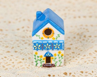 Blue Home Desk Decor Handgemaakt keramisch huisbeeldje Leuk aardewerkornament Unieke bloemsculptuur kerstcadeau Kleine Tiny House-sculptuur