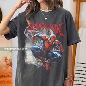 Camiseta retro de Marvel The Amazing Spider-Man, camiseta vintage de cómic de Spiderman, camiseta de superhéroe de Marvel, para fans del MCU, camiseta para viaje familiar a Disneyland. imagen 2