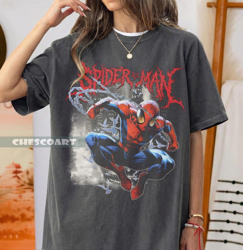 Camiseta retro de Marvel The Amazing Spider-Man, camiseta vintage de cómic de Spiderman, camiseta de superhéroe de Marvel, para fans del MCU, camiseta para viaje familiar a Disneyland. imagen 2