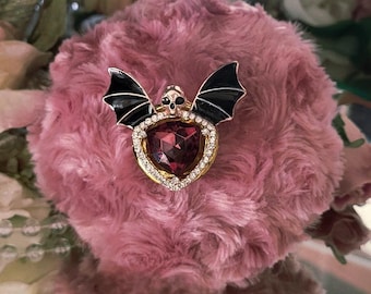 Goth Bat Skull Mauve Pink Faux Fur Body Dusting Powder Puff ~ Rhinestone Embellished Handle