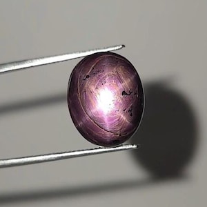 Cabochon di rubino stellato naturale, ovale, rosa, non trattato, 14,70 ct, pietra preziosa sciolta.