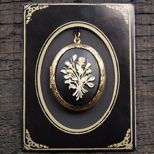 Perfume Locket Necklace With Solid Scent Victorian Gold Etsy