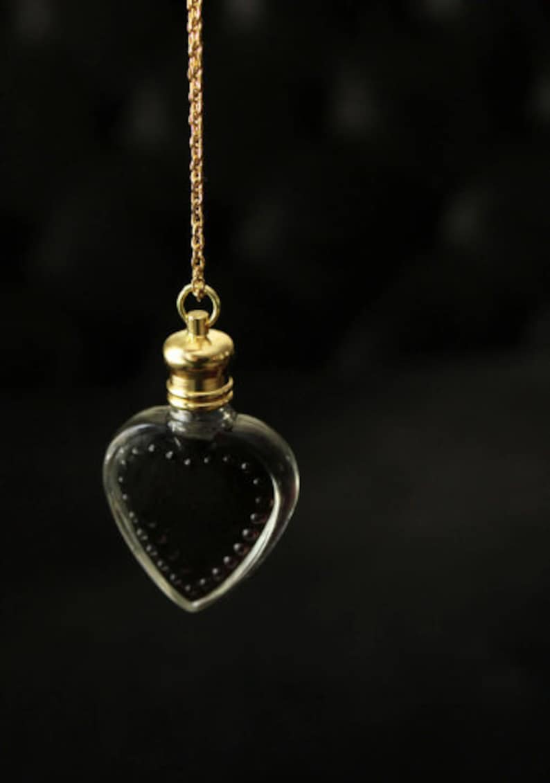 Perfume Heart Necklace Victorian Potion Amulet Choose your scent Vial 3ml image 3