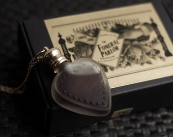 Perfume Heart Necklace - Victorian Potion Amulet - Choose your scent - Vial 3ml