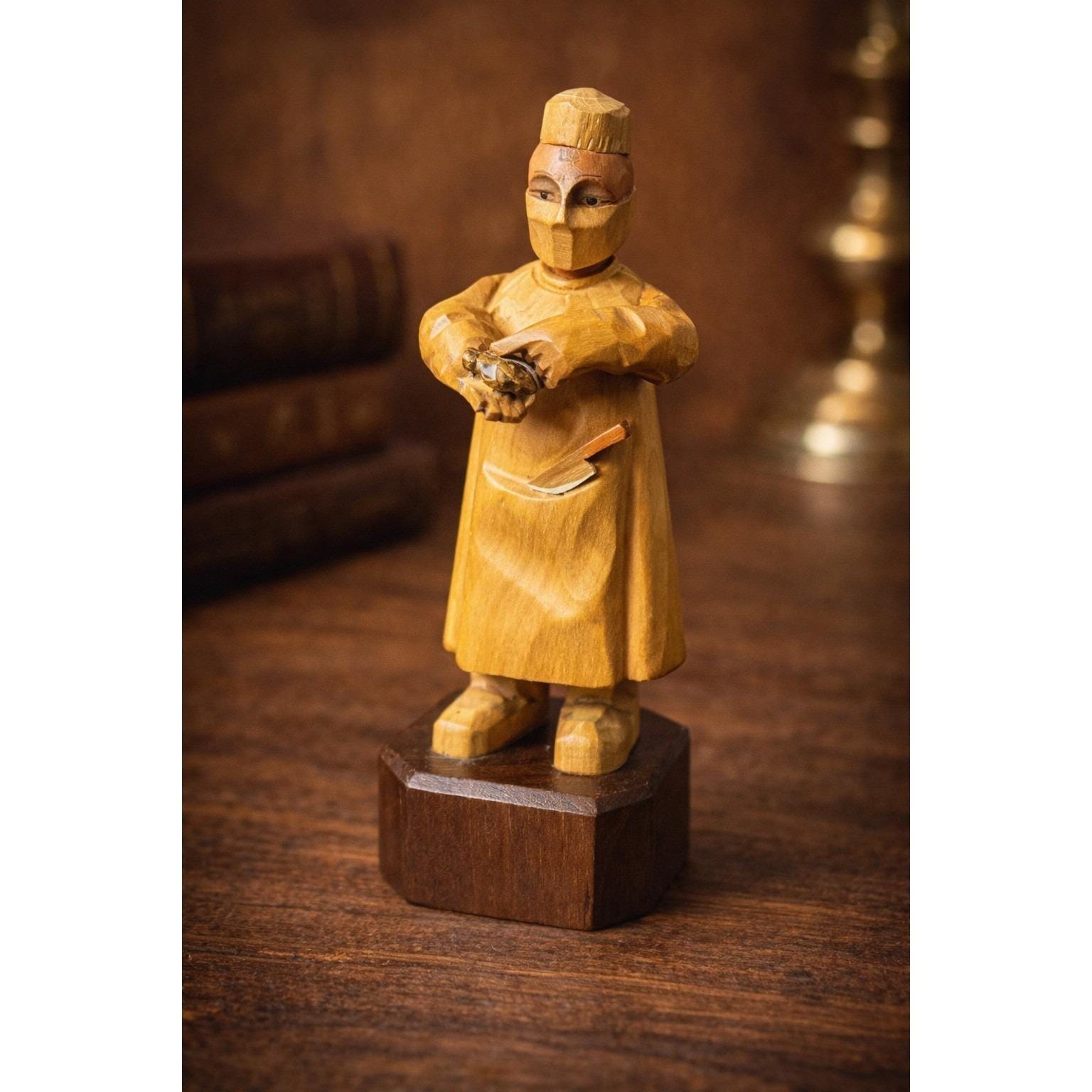 ANRI Wood Carved Doctor Figurine Italy Hand Carved Surgeon Medical Figure