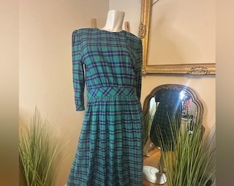Lanz Originals Plaid Dress Sz 10 Blue Green Plaid Cotton Long Sleeve Midi