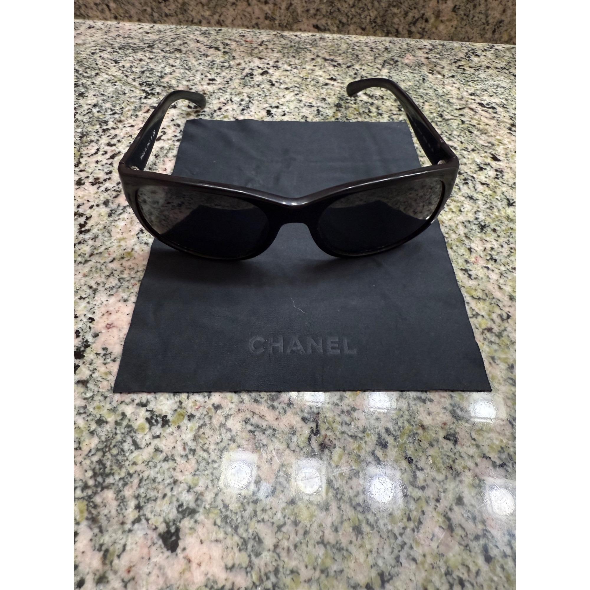 Chanel Square Black Sunglasses With Case Flaw Y2K Chanel Acetate Calfskin Square Sunglasses 5474-Q-A Black  main image 4