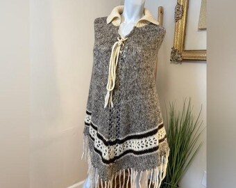 Poncho de punto MKM Designs con cuello de lazo, grande, retro, bohemio, hippie, color tostado, vintage