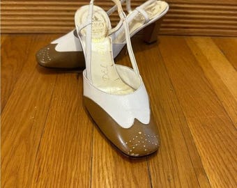 DELMAN Captoe Two Tone Spectator Slingback Pump 6.5 AA Narrow White/Taupe Vintage