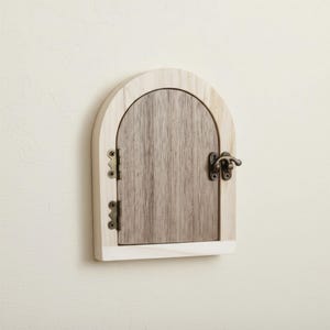 Cubierta de salida de puerta de madera – Protector de interruptor de puerta de hadas, seguro para niños y mascotas