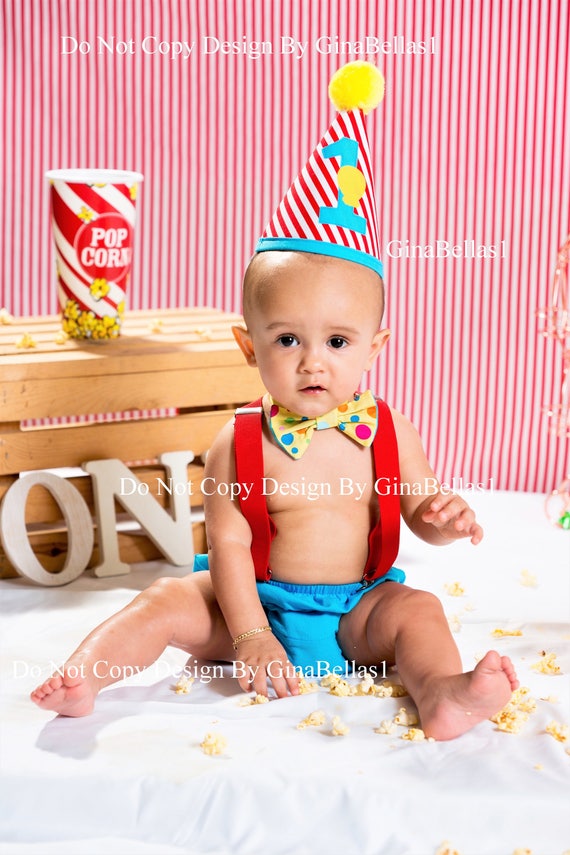 circus birthday outfit cake