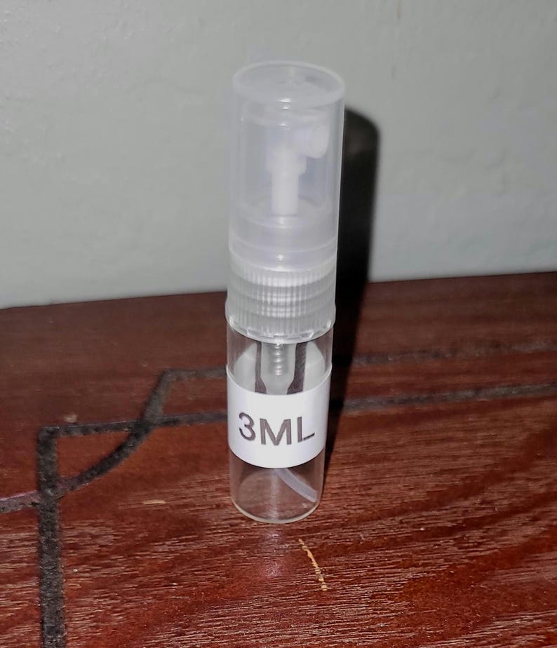 Lattafa Khamrah Waha | 3ml / 5ml / 10ml | Doftdekanteringar | Prover | Resestorlek bild 3