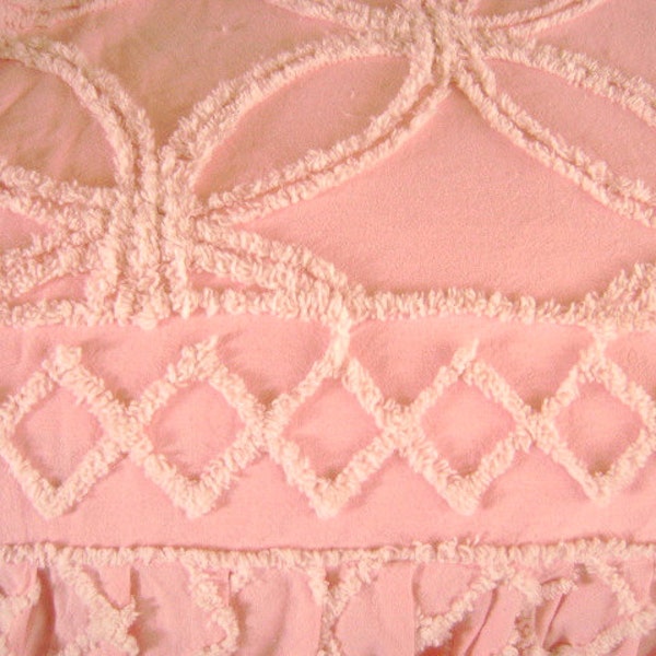 Chenille Bedspread - Vintage Chenille Pink and White Wedding Ring with Ruffled Skirt - 124" x 114" Super Plush