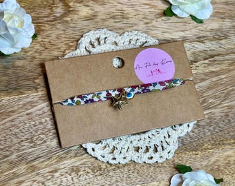 Pulsera hecha a mano con estampado Liberty, estampado floral, color plata.