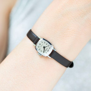 Unused women wristwatch rectangular Dawn vintage, silver shade watch delicate minimalist ladies accessory gift, new premium leather strap