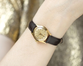 OMEGA オメガ DE VILLE デビル 腕時計 ゴールド文字盤 クォーツ OMEGA（オメガ） ジャンク品 DEVILLE QUARTZ デビル クォーツ 1330