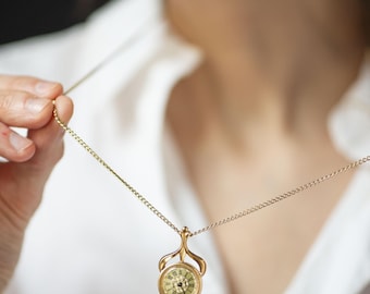 Flower shape pendant watch women's necklace Seagull gold plated, vintage watch Roman numerals dial boho accessory for lady gift chic jewelry