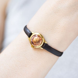 Armbanduhr für Frauen limitierte Auflage Seagull vintage, Mikrouhr vergoldet, chice Damenuhr, einzigartiger Geschenkschmuck, neues echt Lederband