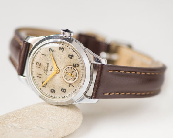 Retro face unisex watch Pobeda, mid century watch