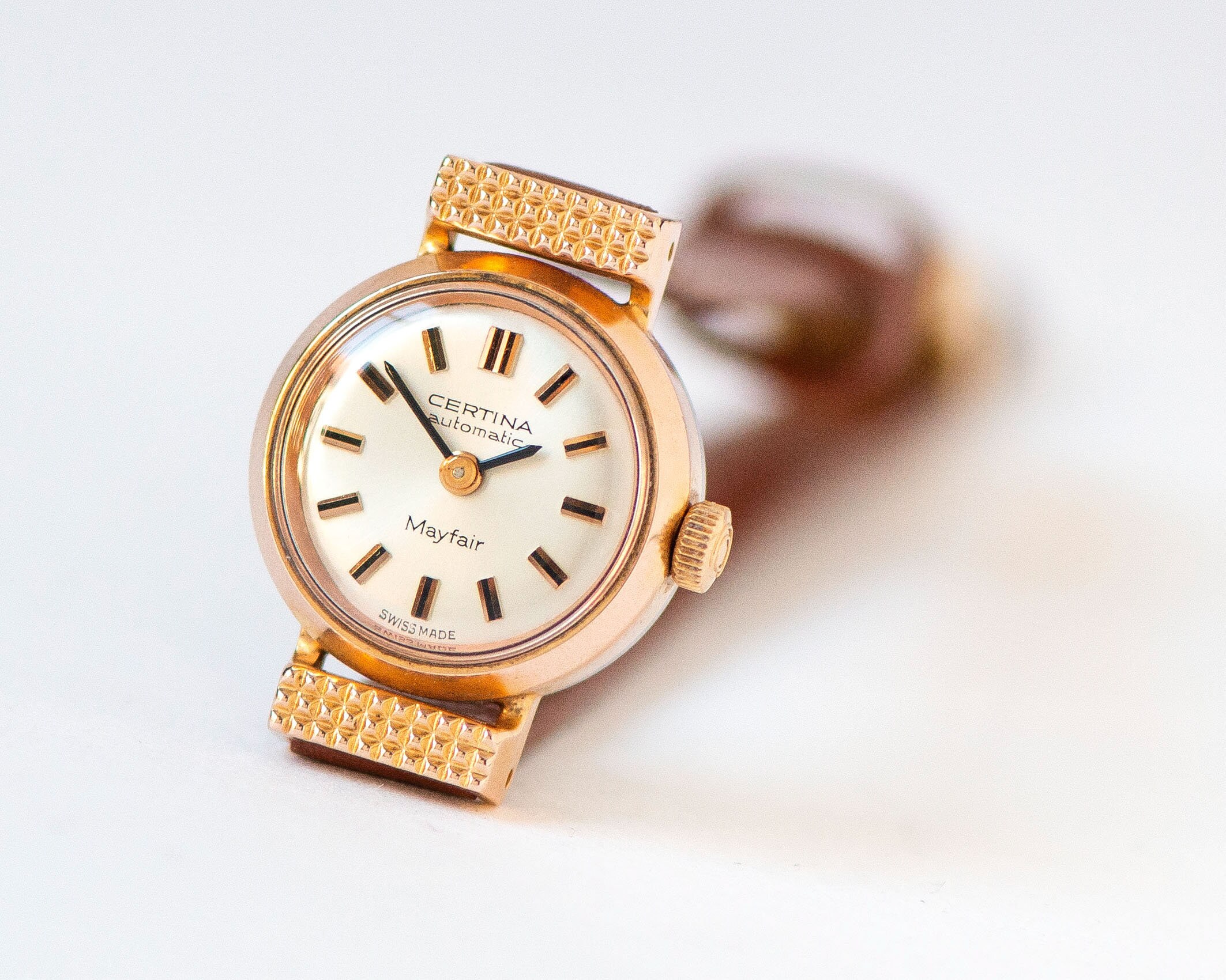 LadyFair vintage Gold tone Women\'s Watch (M) Unused Women main image 3