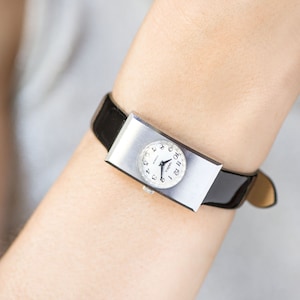 Montre rectangulaire pour femmes avant-gardiste, mouette, montre-bracelet vintage design moderne pour femme, cadeau montre argenté, nouveau bracelet en cuir véritable