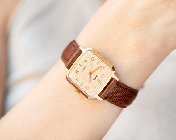 Unused women's watch square minimalist Dawn, gold… - image 1