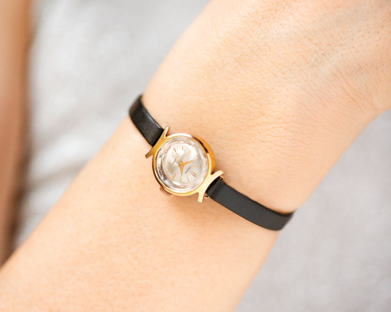 Reloj de pulsera absolutamente raro Gaviota chapada en oro, regalo de joyería de reloj para mujeres de mediados de siglo, regalo de reloj de pulsera clásico para dama, nueva banda de cuero de primera calidad imagen 1