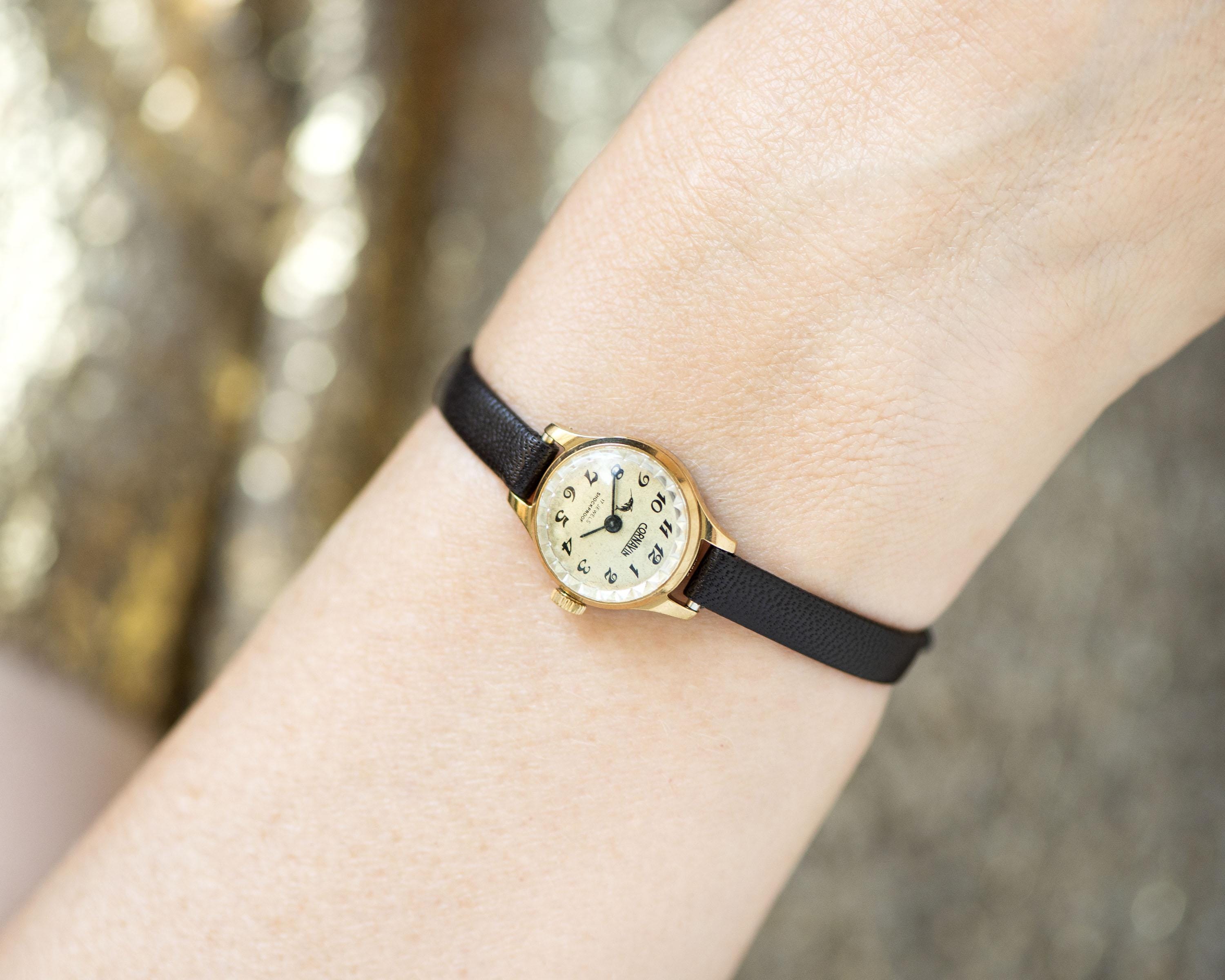 Ladies Watches For Office Wear Leather Strap Ladies Small Wrist