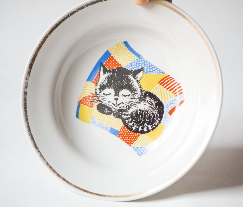 cute soup plate porcelain for cats lover small bowl housewarming tableware kids kitty fun happy cat 70s Vintage kids plate sleeping cat