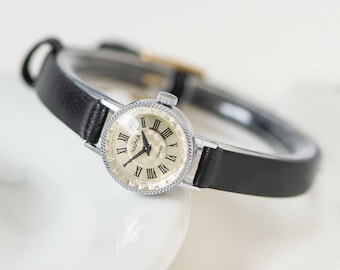 Unique women's wristwatch micro size Seagull silver shade, lady watch dainty Roman numerals dial vintage tiny gift, new premium leather band