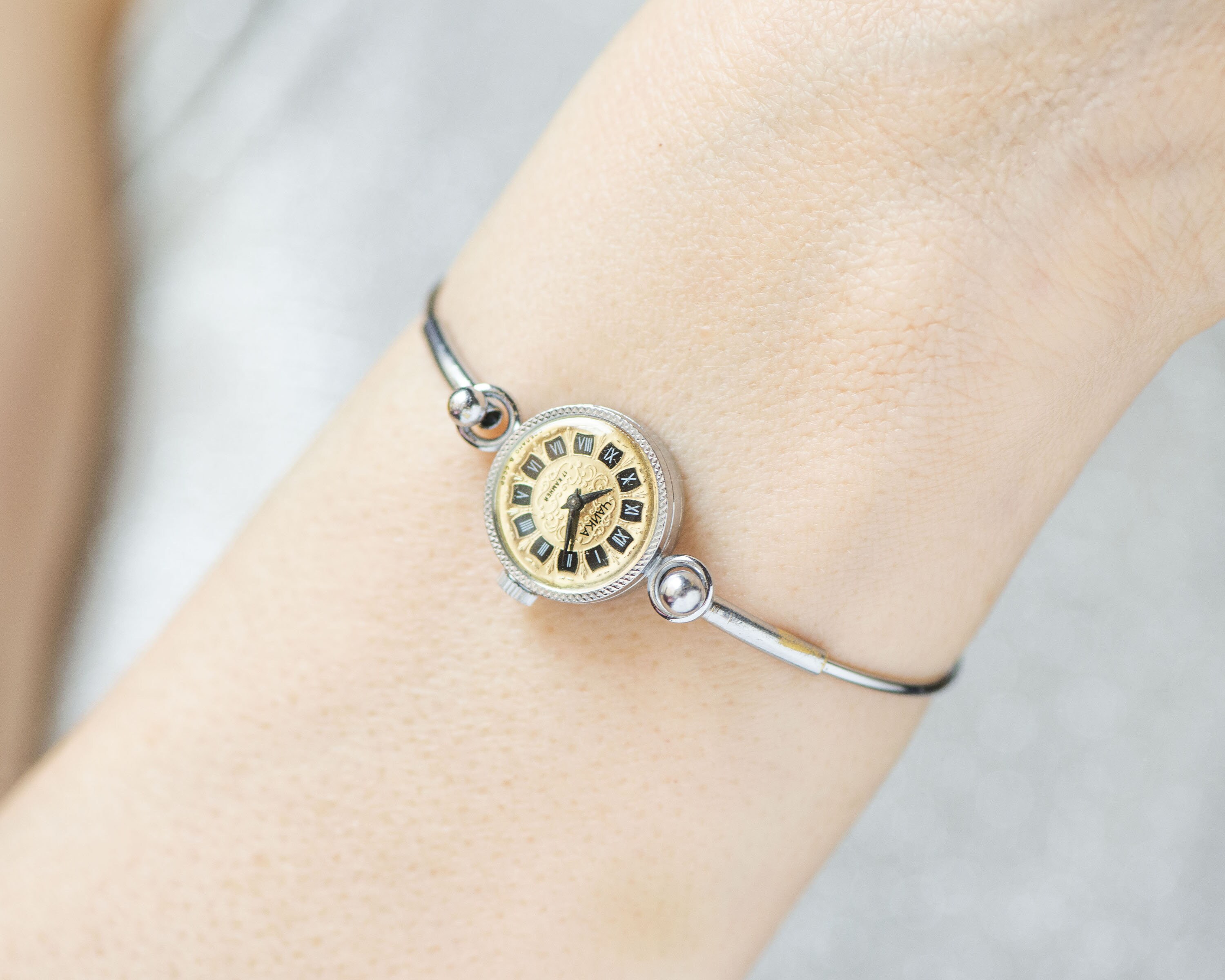ladies watch bracelet type