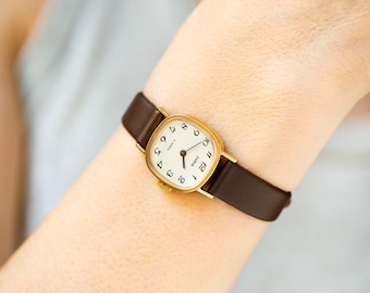 Gold plated women watch square unused Dawn, vintage minimalist women watch jewelry, Arabic numerals lady watch gift, new luxury leather band