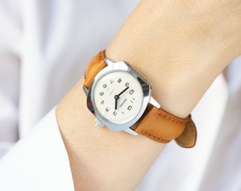 Reloj de pulsera Braille Sekonda vintage sin usar, unisex, tono plateado, para personas con visión parcial, tapa abierta, correa de piel vegana, nuevo