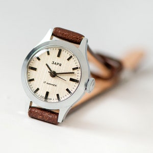 Unused 80s women watch Dawn minimalist gift unique,  silver shade wristwatch lady vintage, classic watch for girl, new genuine leather strap