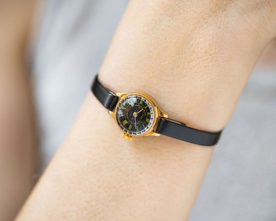 Ladies watch for small wrist sale
