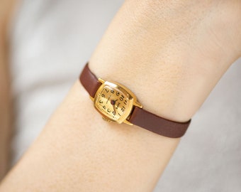 Gold plated lady wristwatch tiny Dawn, delicate woman watch square, women watch rectangular yellow Arabic numerals, new premium leather band