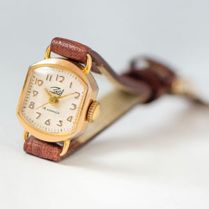 Dainty watch for women Dawn gold plated vintage gift, micro lady watch rectangular classic dial Arabic numerals, new premium leather strap image 4