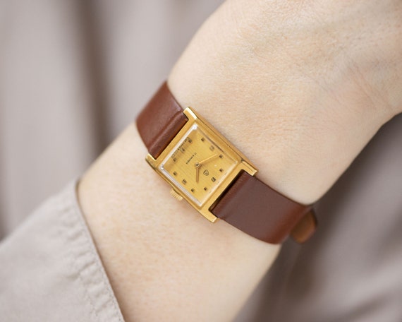 Square Women Watch Geometric Minimalism Dawn Vintage Gold Plated Timepiece Women s Wrist Accessory Tiny Watch Unique Gift Leather Strap Etsy