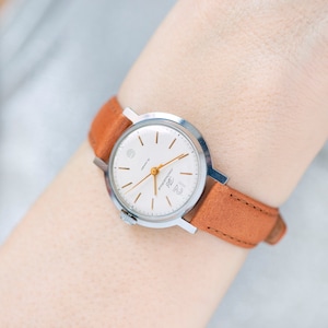 Retro women&#39;s watch 70s Dawn\Youth unused, limited edition watch vintage gift, minimalist girl watch silver shade classic, new leather band