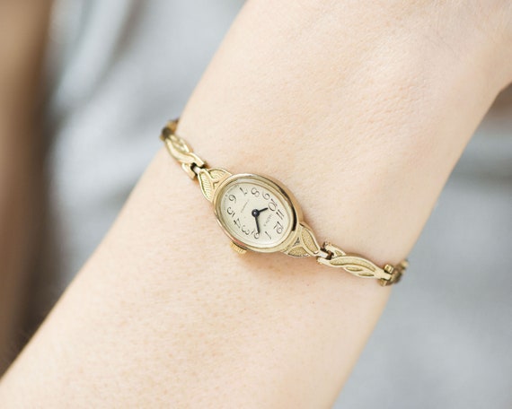 women's watches bracelet type