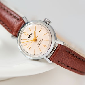 Luxury women&#39;s watch vintage unused Dawn, classic girl wristwatch silver shade unique, women retro jewelry gift, new premium leather band