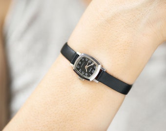 Retro women watch black dial Dawn gift jewelry, silver shade lady's wristwatch, square case mint condition, new premium leather band