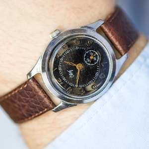 Vintage unisex wristwatch black guilloche face, shockproof men&#39;s watch Svet Light, limited edition watch gift new premium leather strap