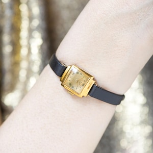 Art deco style women's watch gold plated Ray vintage gift, tiny classic wrist jewelry watch, 60s lady's square watch serviced, leather strap