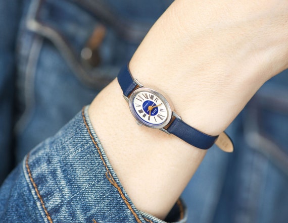 Montre-bracelet pour femme, nouveau design