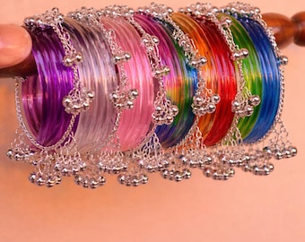 Brazaletes de gelatina multicolor con cascabeles de Cachemira plateados / Juego tradicional indio de 48 piezas